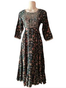 Beautiful Forest Green Anarkali Kurti 😍🫠