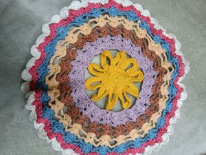 Newly Made Thalposh With Fine Quality Crochet Thre