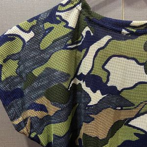 Green &amp; Blue Camo Abstract Crop Top. To Fit Bust -