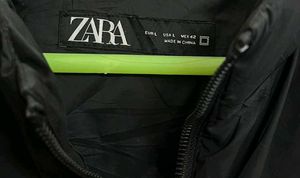 Zara Black Padded Gilet Vest