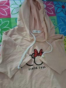 Tshirt Hoddie..
