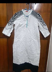 COMBO BRANDED KURTIS