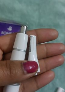 Bombae Eye Brow And Face Trimmer