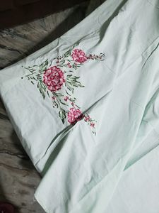 Cotton Embroidery Double Bed Bedsheet With Pillows