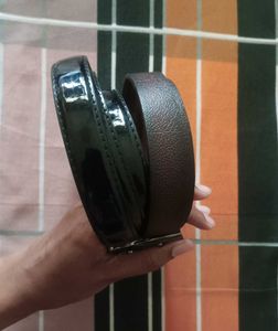 Glossy Black &amp; Textured Brownish Belt