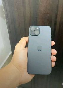Selling My 8 Months Old iPhone 15