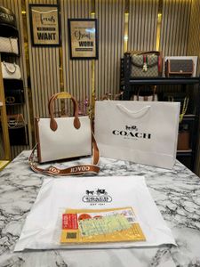 Coach Signature Canvas Premium Bag (Master Copy)
