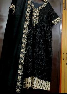 Black Golden Suit Salwar & Dupatta For 42 Bust