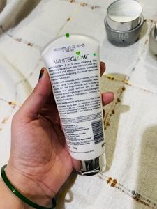 Lotus Herbals White glow Day And Night Pack