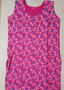 Short Sleeveless Kurti