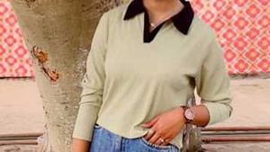 Cute Collared Top