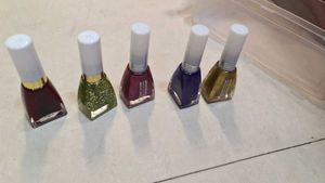 Sparkly Green &amp; Multi Nail Polish