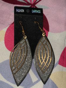Sparkly silver Earrings