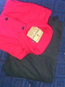 Men&#39;s Red Shirt and Blue Pants Outfit