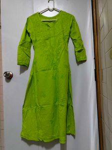 cotton Chikankari Kurti