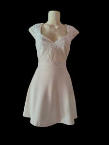 Beautiful Off White Dress 😍