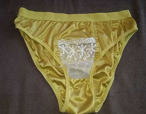 Embroidery Bra Panty Set 👙