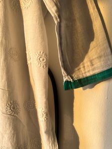 Beautiful White Cotton Chikankari Kurti