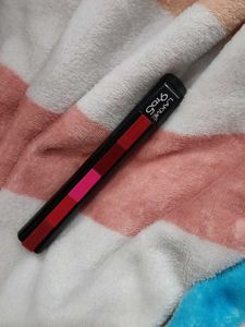 It&#39;s a Combination Of 5 Colours