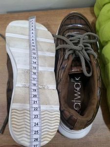 New Catwalk Brown Sneakers UK 3, Eu 36. 22 Cms