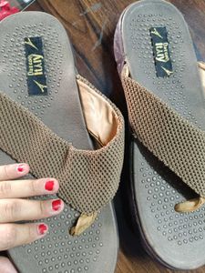 Comfortable Daego Italy Thong Flipflops