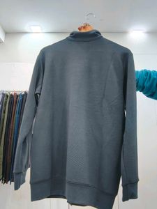 Stylish Gray Zip-Up Jacket