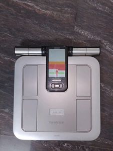 Body Scanner Machine... Weight Machine