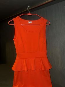 Chic Orange Peplum Dress💅🏻