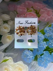 Golden Earrings 🌟💛