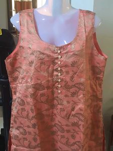Diwali Peach Printed Kurta With Pocket and Zip