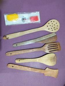 7 Pcs Wooden Kitchen Tool Set