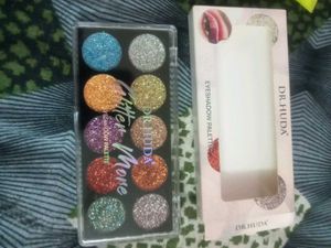 Dr. Huda Glitter Eyeshadow Palette
