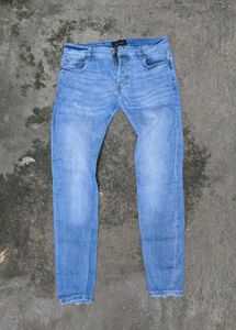 Reserved Men's Imported Luxury Jeans 👖