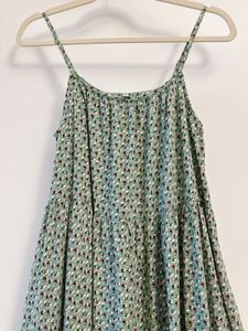 UNIQLO Cute Green Print Dress (no top)