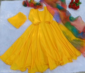 designer anarkali kurti set
