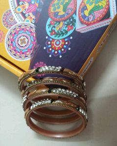 Embellished Bangle Set