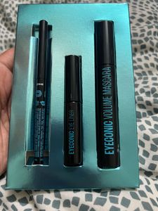 Lakme Eyeconic Collection