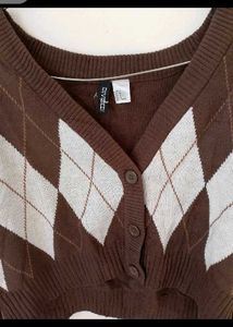 H&amp;M Brown Argyle Crop Cardigan.