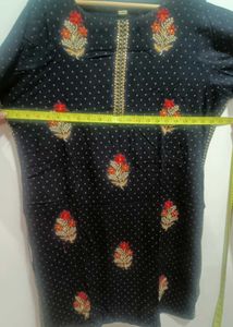 Black Embroideried Kurta