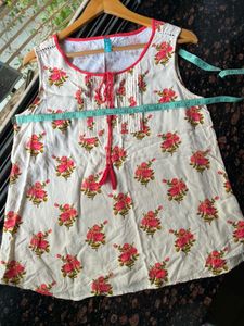 Peach Floral flowy top