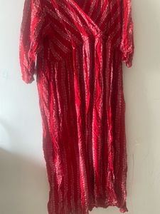 Red Printed Maternity Gown With Front Zip