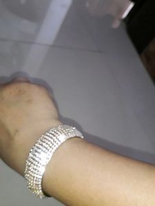 Sparkling Rhinestone Bangle