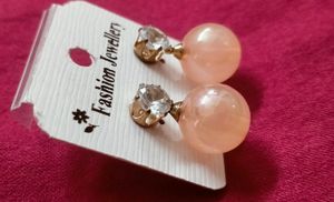 Fashionable New Earrings And Stunds