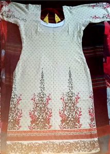 Beautiful Round Deep Neck Kurta