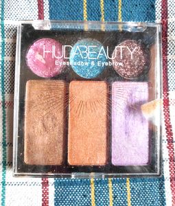 HUDABEAUTY Eyeshadow Palette