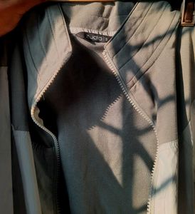 Boxy cropped Jacket for women