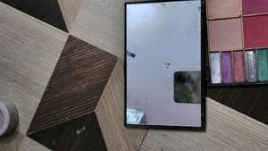 Glitter Pallet And Pigmented Eyeshadow Pallete