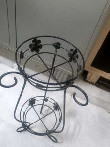 flower pot stand