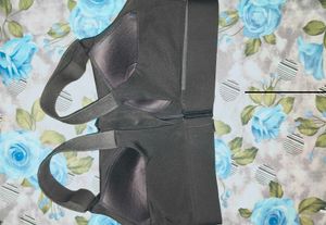 Black Zipper Front Sports Bra