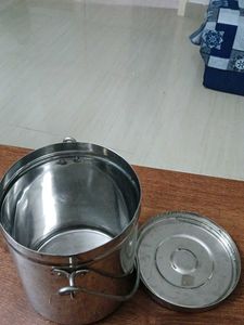 Milk Container With Handle